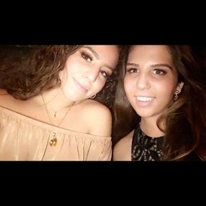 Meet your Posher, Maria